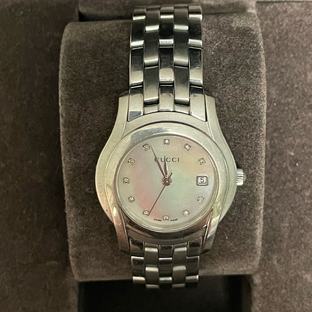 Gucci 5500 L watch